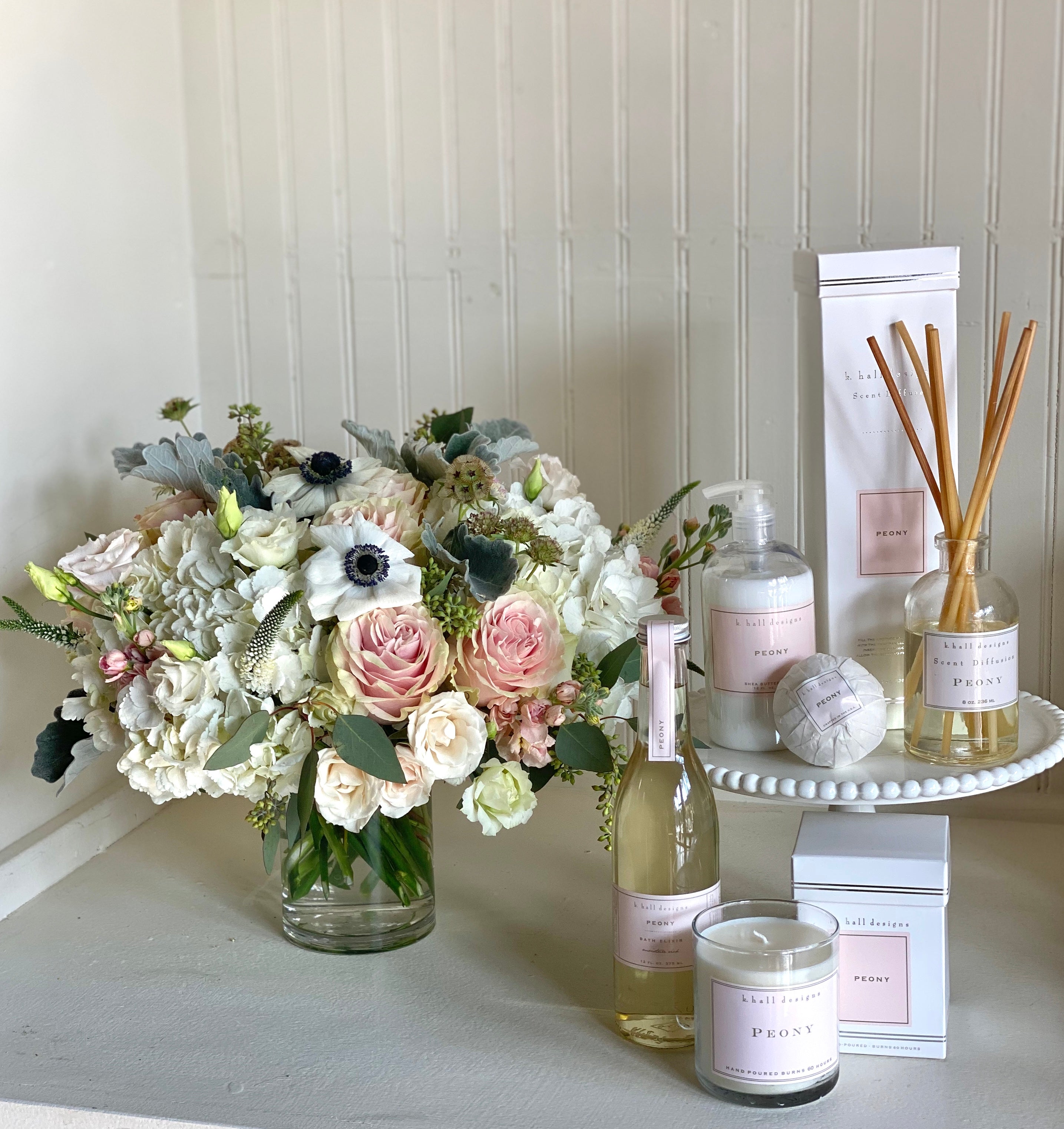 Peony Bath and Body Gift Collection - Élan Flowers